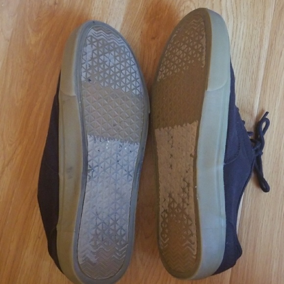Old Navy shoes - Picture 2 of 2